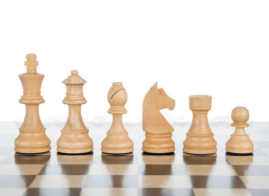 Pack D'Échecs Électronique USB Échiquier + Pièces D'Échecs + Horloge D'Échecs & Sac 4 Pack D'Échecs Électronique USB Échiquier + Pièces D'Échecs + Horloge D'Échecs & Sac – Image 2