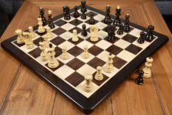 Pièces D'Échecs Royales En Bois De Sesham -Internationalité Échecs Magasin Pieces echecs royales joueurs echecs