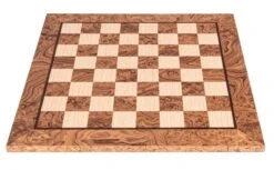 Échiquier En Bois De Noyer Vernis