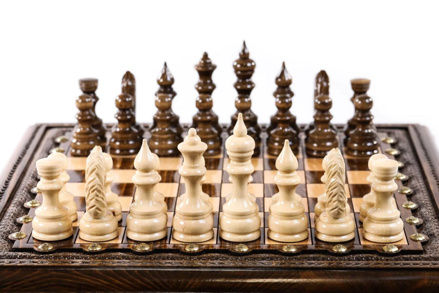 Échiquier Sur Pieds En Bronze 8 Échiquier Sur Pieds En Bronze – Image 6