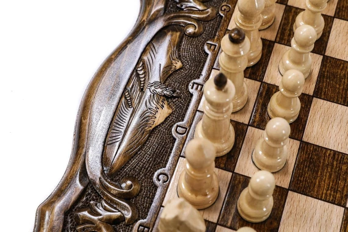 Échiquier Original En Bois Et Son Jeu D'Échecs 6 Échiquier Original En Bois Et Son Jeu D'Échecs – Image 4