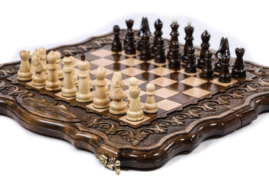 Échiquier Original En Bois Et Son Jeu D'Échecs 4 Échiquier Original En Bois Et Son Jeu D'Échecs – Image 2