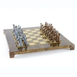 Échiquier En Laiton Et Son Jeu D'Échecs