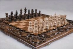 Échiquier Haut De Gamme Et Son Jeu De Backgammon -Internationalité Échecs Magasin echiquier haut de gamme roi