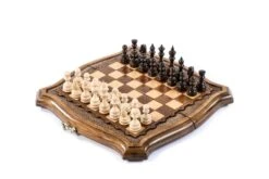 Échiquier En Hêtre Et Son Jeu D'Échecs