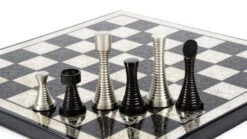 Échiquier En Métal Pattern -Internationalité Échecs Magasin echiquier metal pattern blanc et noir