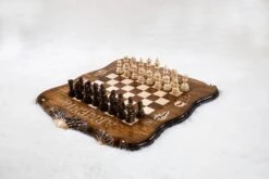 Échiquier Oriental Et Son Jeu D'Échecs