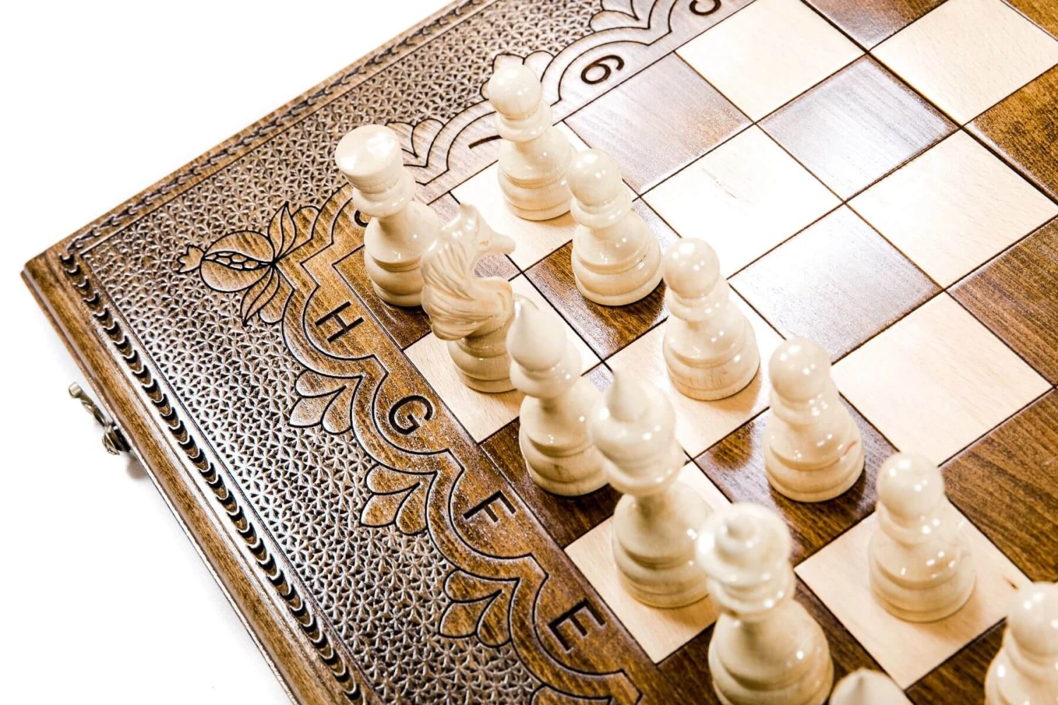 Échiquier Portatif Et Son Jeu D'Échecs 7 Échiquier Portatif Et Son Jeu D'Échecs – Image 5