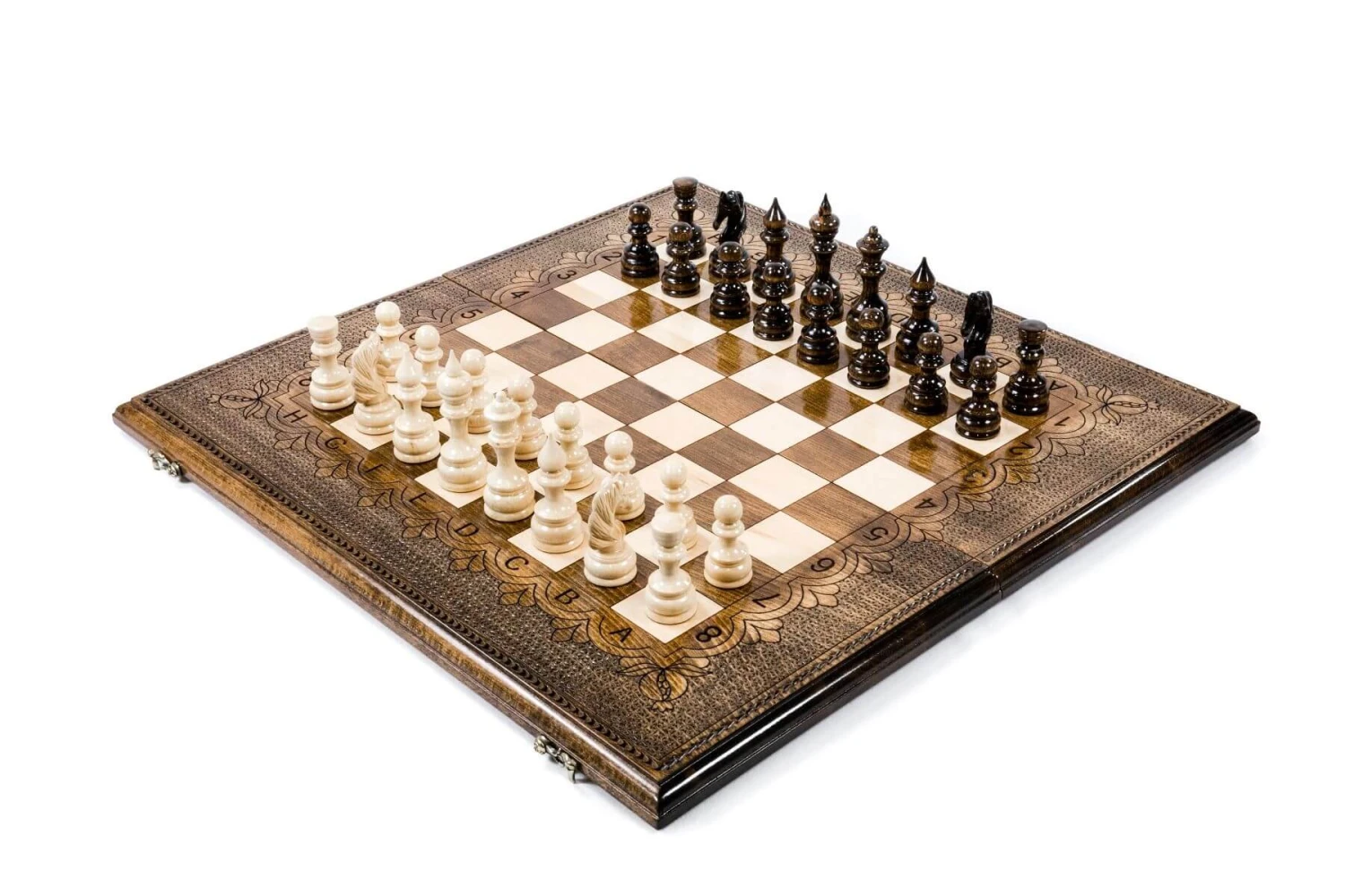 Échiquier Portatif Et Son Jeu D'Échecs 3 Échiquier Portatif Et Son Jeu D'Échecs