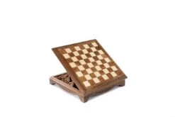 Échiquier Sur Pied Et Son Jeu D'Échecs -Internationalité Échecs Magasin echiquier sur pied jeu echecs reine