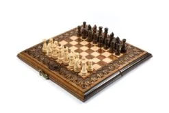 Échiquier Lustré En Hêtre Et Son Jeu D'Échecs En Noyer