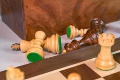 Jeu D'Échecs Distinction En Bois D'Érable Et De Noyer -Internationalité Échecs Magasin hotel 57 min 5000x min