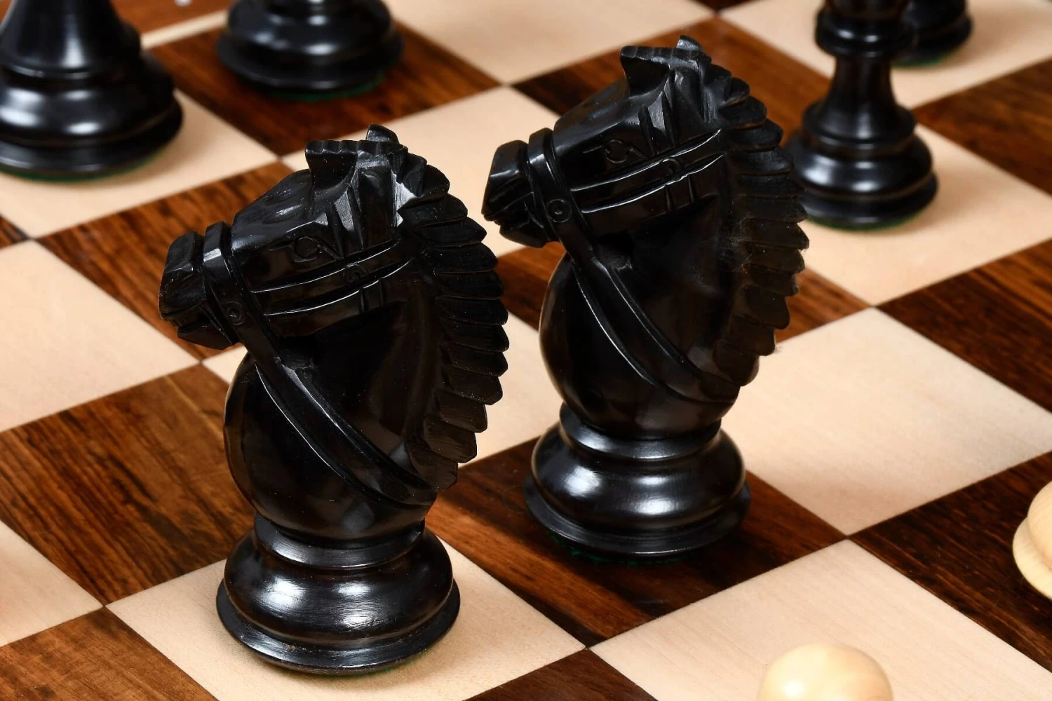 Jeu D'Échecs Complet En Bois Précieux 11 Jeu D'Échecs Complet En Bois Précieux – Image 9