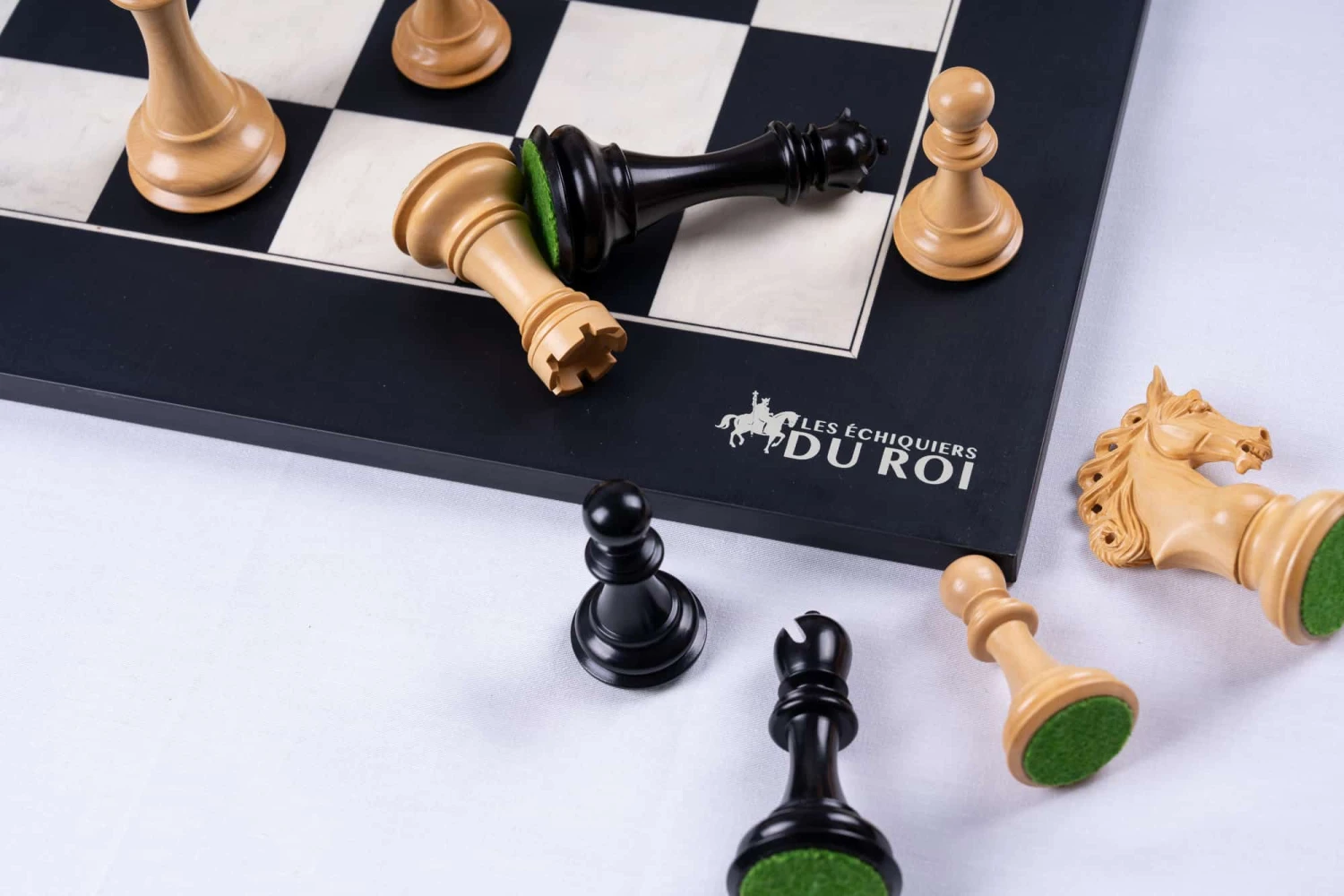 Jeu D'Échecs Épique En Bois D'Ébène Et D'Érable 12 Jeu D'Échecs Épique En Bois D'Ébène Et D'Érable – Image 10