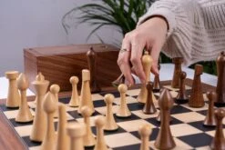 Jeu D'Échecs Moderne Minimaliste En Bois 21 Jeu D'Échecs Moderne Minimaliste En Bois -Internationalité Échecs Magasin jeu echecs bois minimaliste gaming