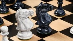 Jeu D'Échecs Peint Marbre Noir Et Blanc -Internationalité Échecs Magasin jeu echecs en marbre noir et blanc cavalier
