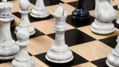 Jeu D'Échecs Peint Marbre Noir Et Blanc -Internationalité Échecs Magasin jeu echecs en marbre noir et blanc haut de gamme