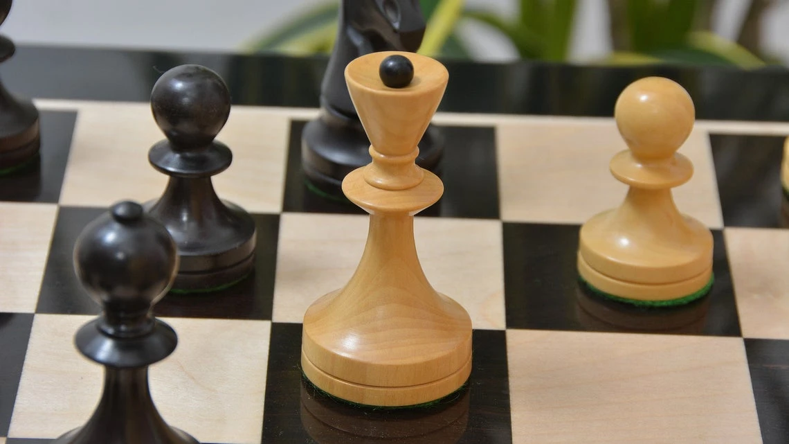 Jeu D'Échecs Russe En Buis Et En Bois D'Ebène 9 Jeu D'Échecs Russe En Buis Et En Bois D'Ebène – Image 7