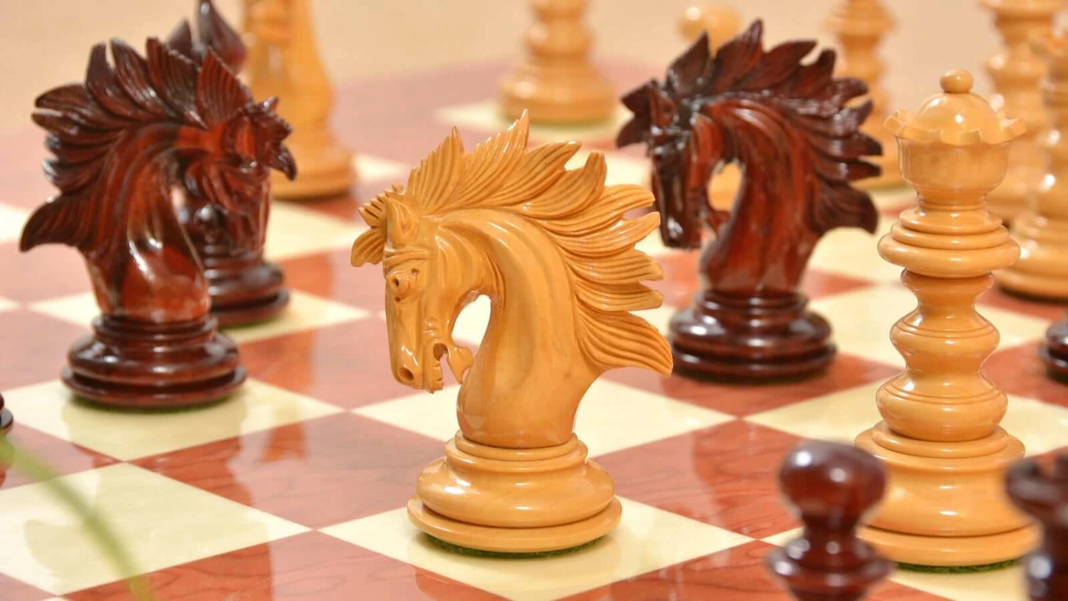 Pièces D'Échecs Impériales Edition Luxe 15 Pièces D'Échecs Impériales Edition Luxe – Image 13