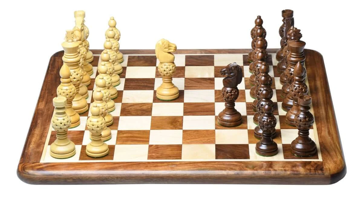 Pièces D'Échecs Modernes 7 Pièces D'Échecs Modernes – Image 5
